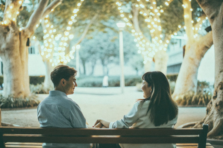 Como manter a romantismo no casamento após muitos anos